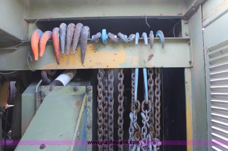 image for item I4738 1972 Lorain MC790 lattice boom truck crane