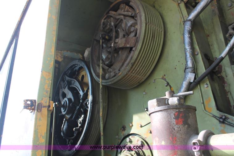 image for item I4738 1972 Lorain MC790 lattice boom truck crane