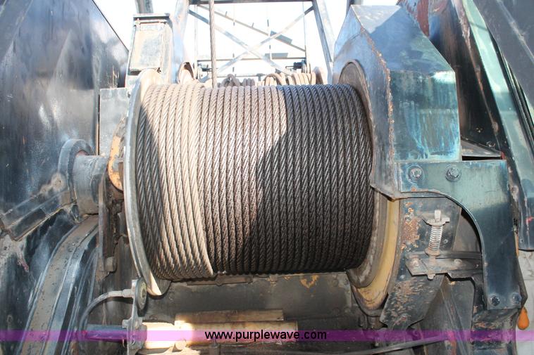 image for item I4738 1972 Lorain MC790 lattice boom truck crane