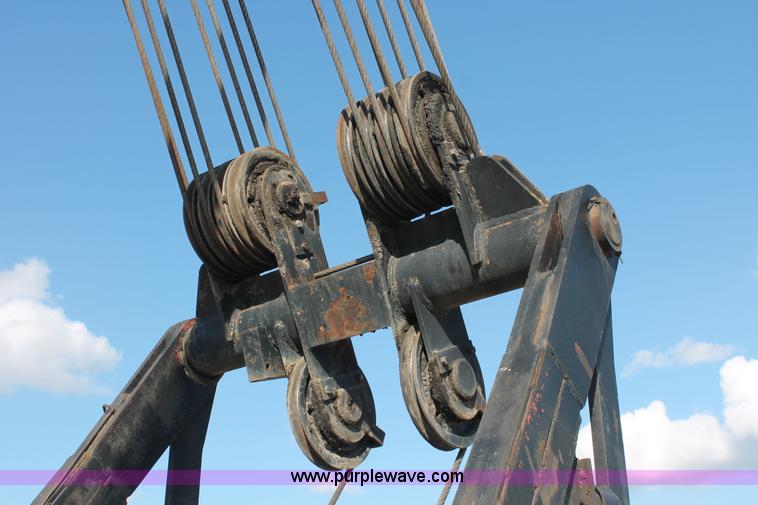 image for item I4738 1972 Lorain MC790 lattice boom truck crane