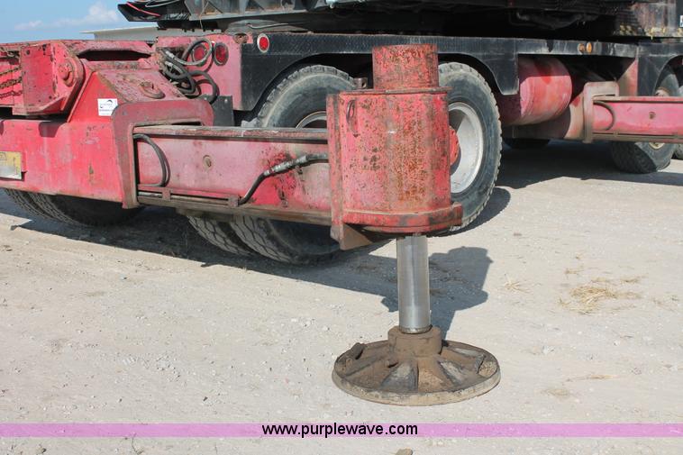 image for item I4738 1972 Lorain MC790 lattice boom truck crane