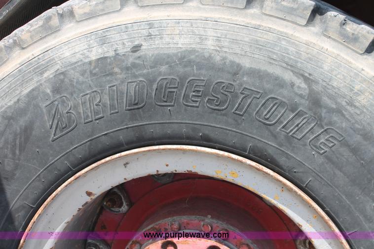 image for item I4738 1972 Lorain MC790 lattice boom truck crane