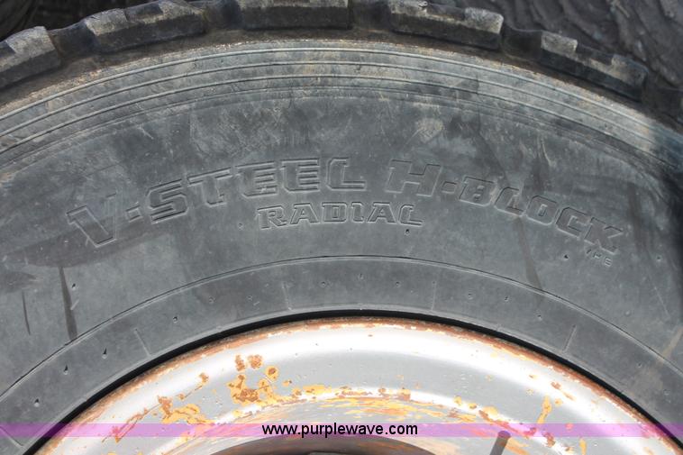 image for item I4738 1972 Lorain MC790 lattice boom truck crane