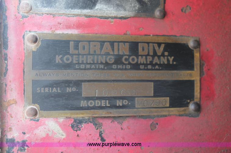 image for item I4738 1972 Lorain MC790 lattice boom truck crane