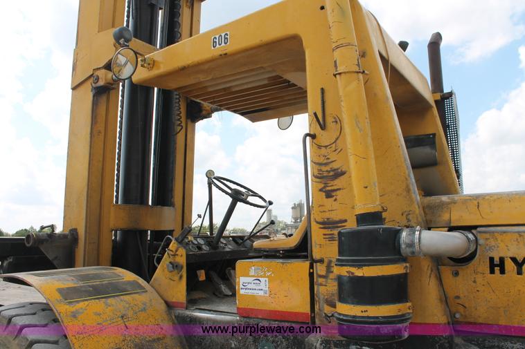 image for item I4739 1974 Hyster lift truck