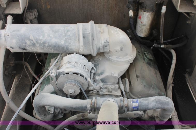 image for item I4739 1974 Hyster lift truck