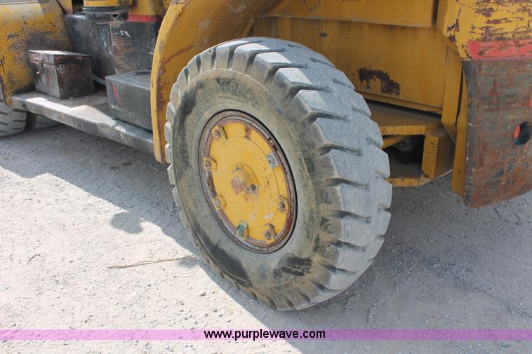 image for item I4739 1974 Hyster lift truck