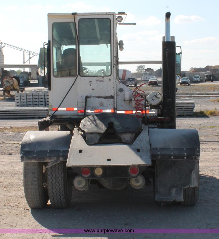 image for item I4740 1998 Ottawa 50 yard truck