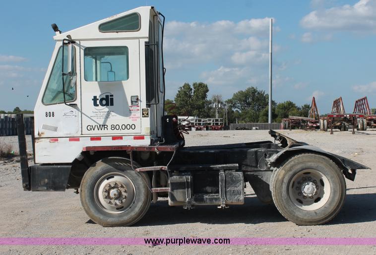 image for item I4740 1998 Ottawa 50 yard truck