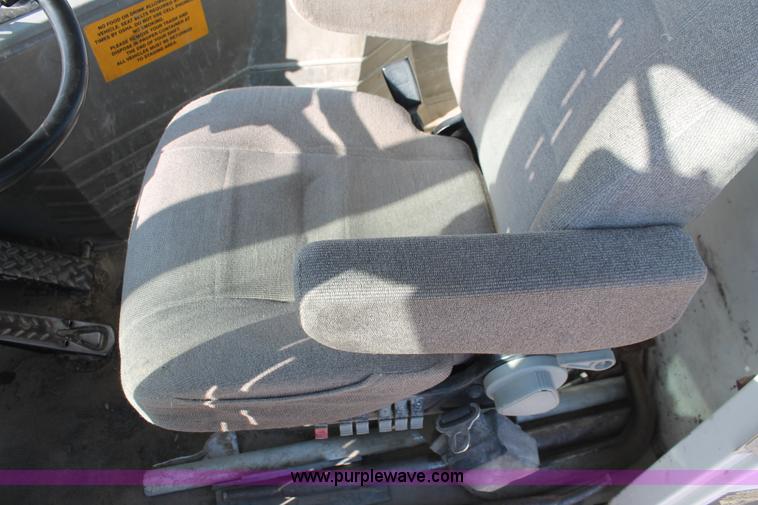 image for item I4740 1998 Ottawa 50 yard truck