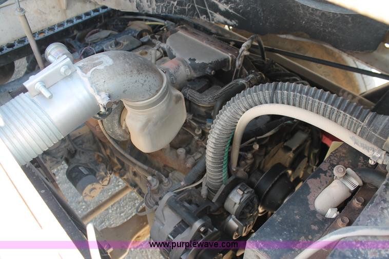 image for item I4740 1998 Ottawa 50 yard truck