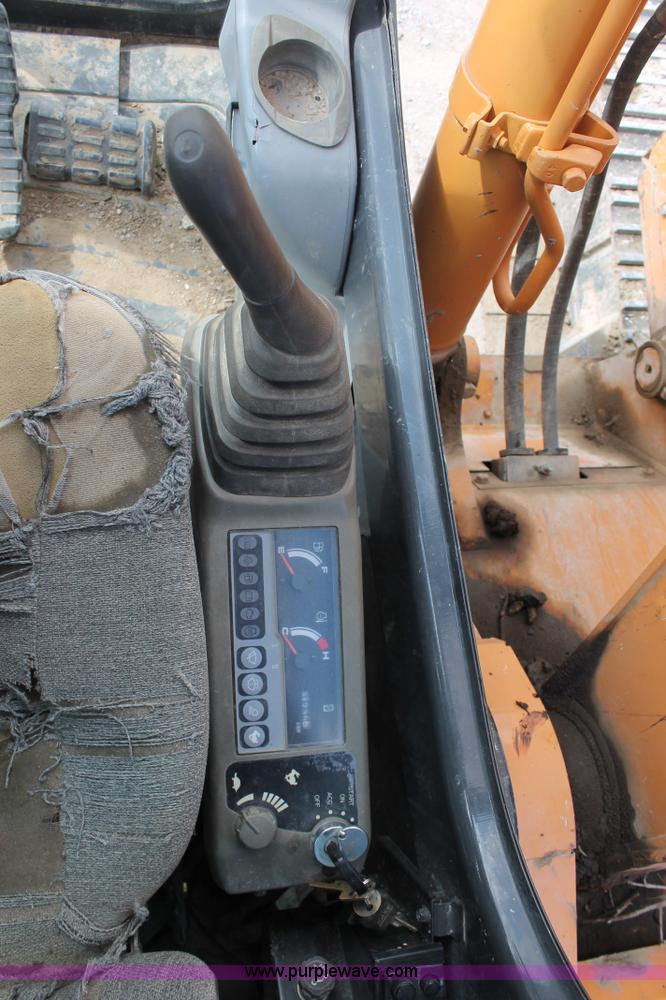 image for item I4741 2006 Case CX135SR excavator