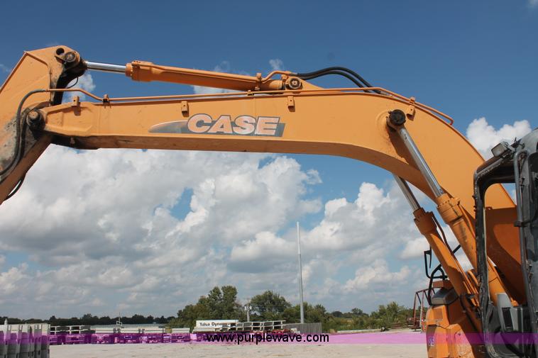 image for item I4741 2006 Case CX135SR excavator