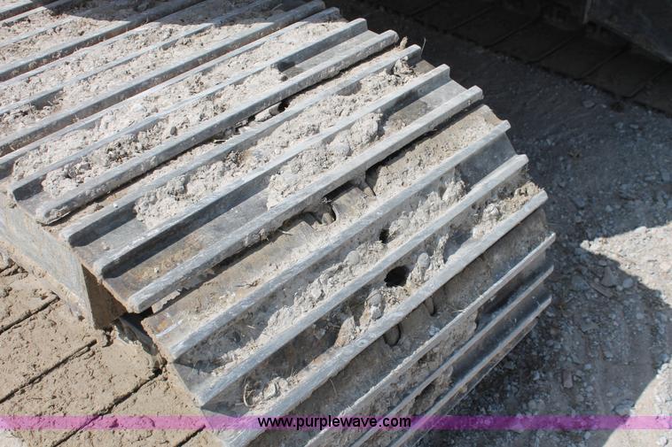 image for item I4741 2006 Case CX135SR excavator