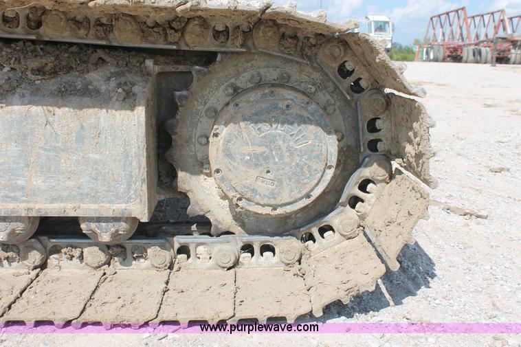 image for item I4741 2006 Case CX135SR excavator