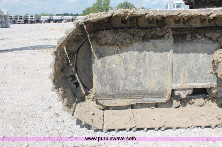 image for item I4741 2006 Case CX135SR excavator