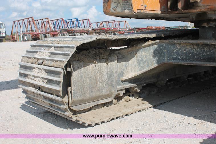 image for item I4741 2006 Case CX135SR excavator