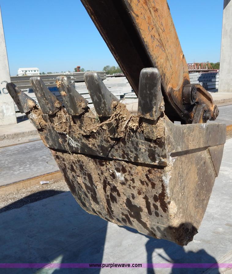 image for item I4742 2000 Case 580L backhoe