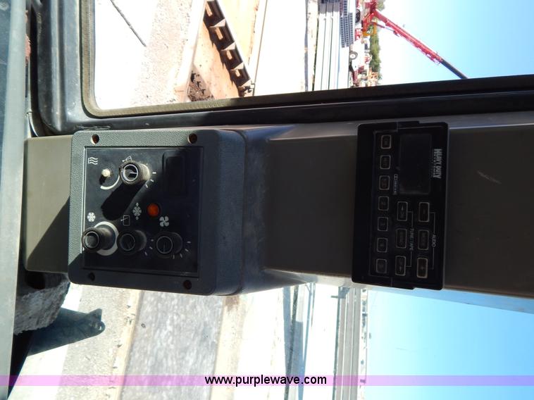 image for item I4742 2000 Case 580L backhoe