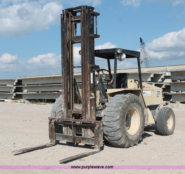 image for item I4749 2006 Ingersoll Rand RT-708J forklift