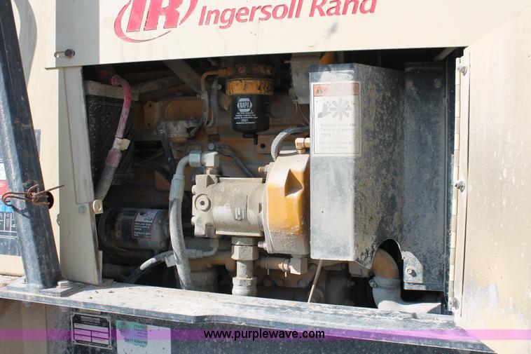 image for item I4749 2006 Ingersoll Rand RT-708J forklift