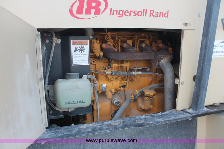 image for item I4749 2006 Ingersoll Rand RT-708J forklift