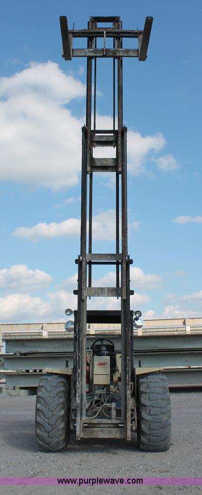 image for item I4749 2006 Ingersoll Rand RT-708J forklift