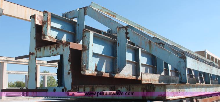 image for item I7791 Hamilton double riser concrete form bed