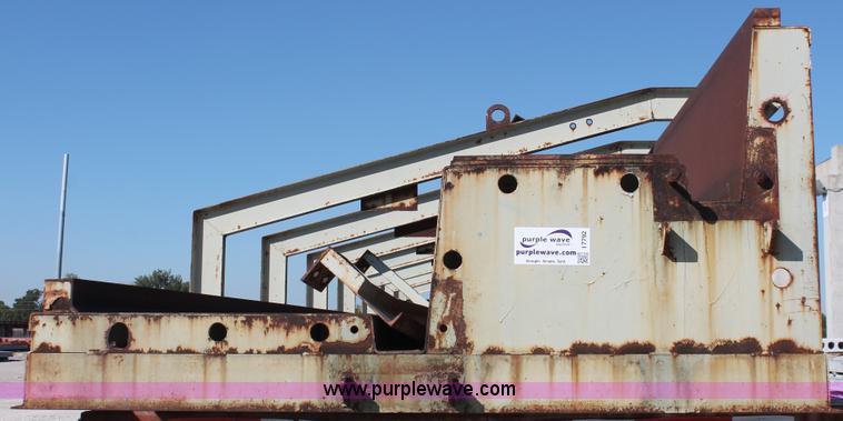 image for item I7792 Hamilton double riser concrete form bed