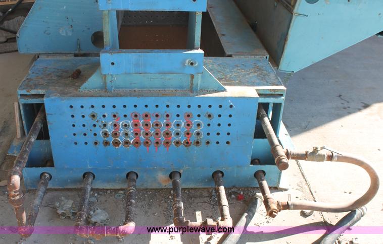 image for item I7796 Hamilton inverted tee IT beam concrete form bed