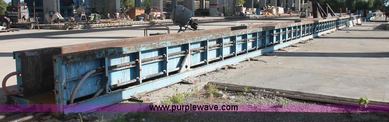 image for item I7798 Hamilton steel column concrete form bed