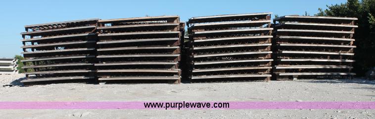 image for item I7800 Hamilton tapered beam concrete from bed with hybrid deck form system