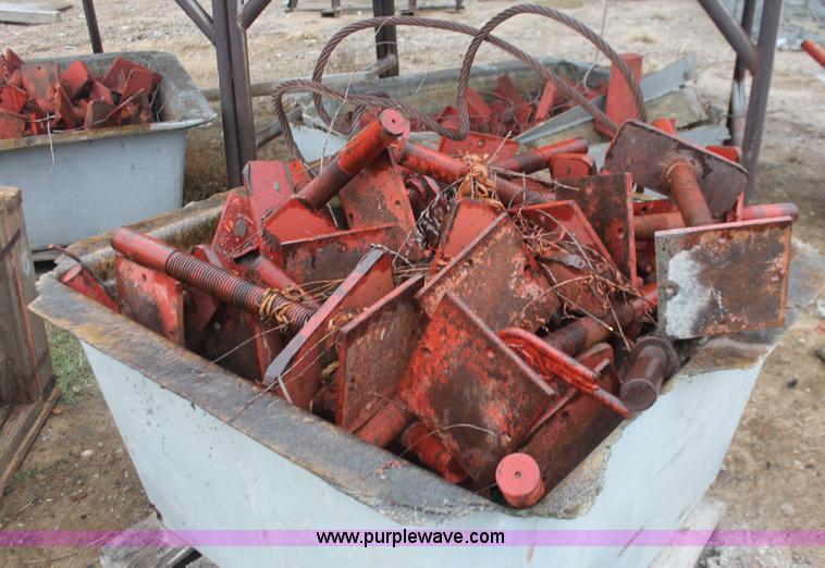 image for item I7800 Hamilton tapered beam concrete from bed with hybrid deck form system