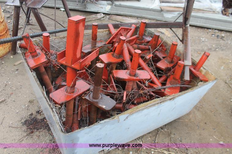 image for item I7800 Hamilton tapered beam concrete from bed with hybrid deck form system