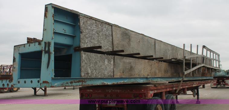 image for item I8002 Assorted concrete form bed parts
