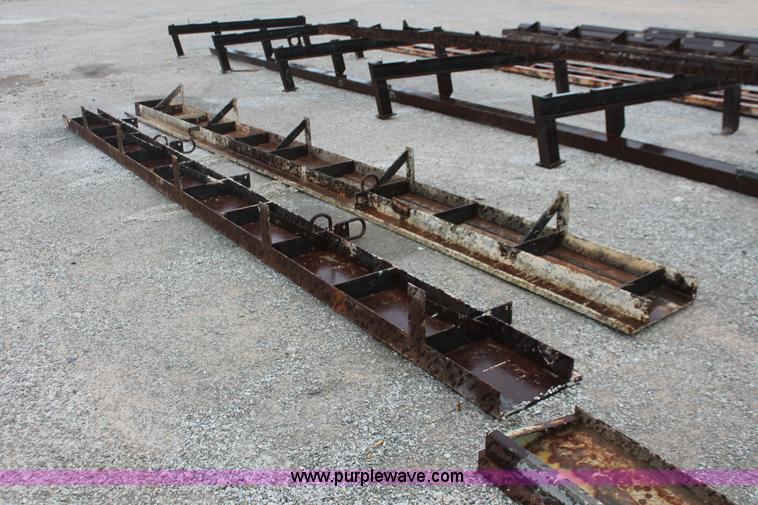 image for item I8002 Assorted concrete form bed parts