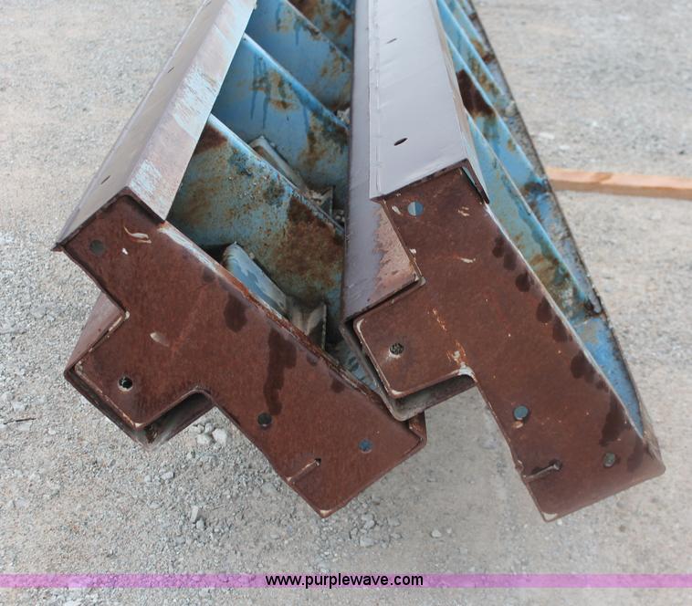 image for item I8002 Assorted concrete form bed parts
