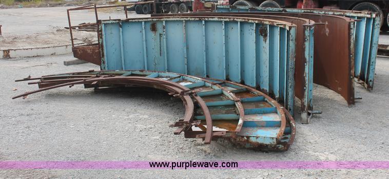 image for item I8002 Assorted concrete form bed parts