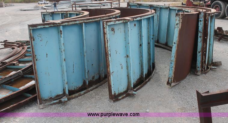 image for item I8002 Assorted concrete form bed parts
