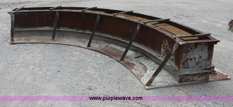 image for item I8002 Assorted concrete form bed parts