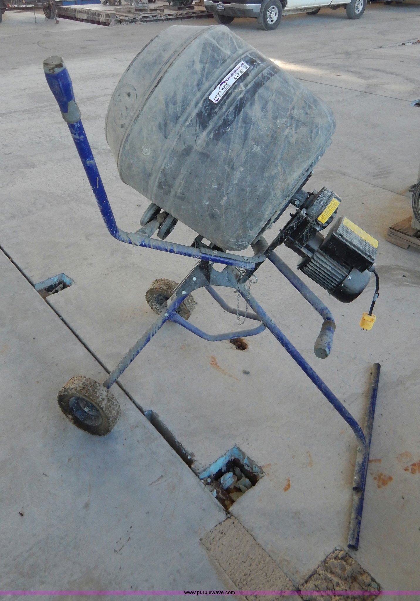 Kobalt 043206 concrete mixer in Broken Arrow, OK Item AA9567 sold