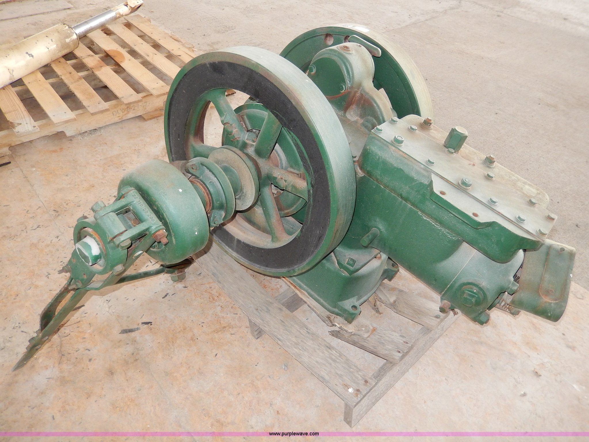 Pump jack motor in Broken Arrow, OK Item AA9596 sold Purple Wave