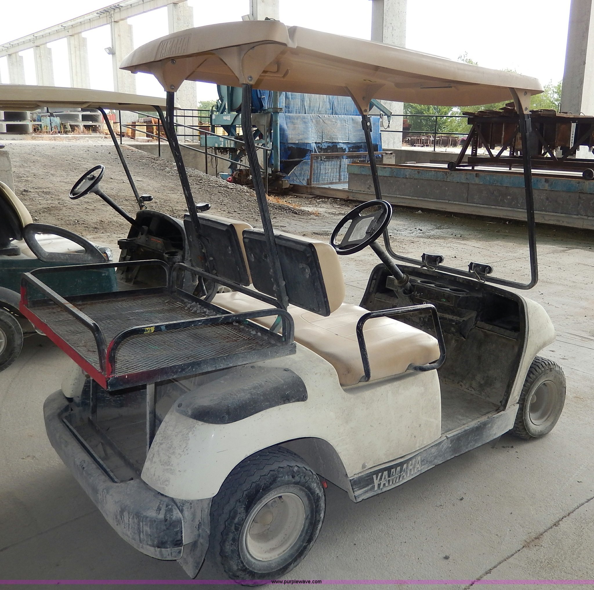2006 Yamaha golf cart in Broken Arrow, OK Item AA9678 sold Purple Wave