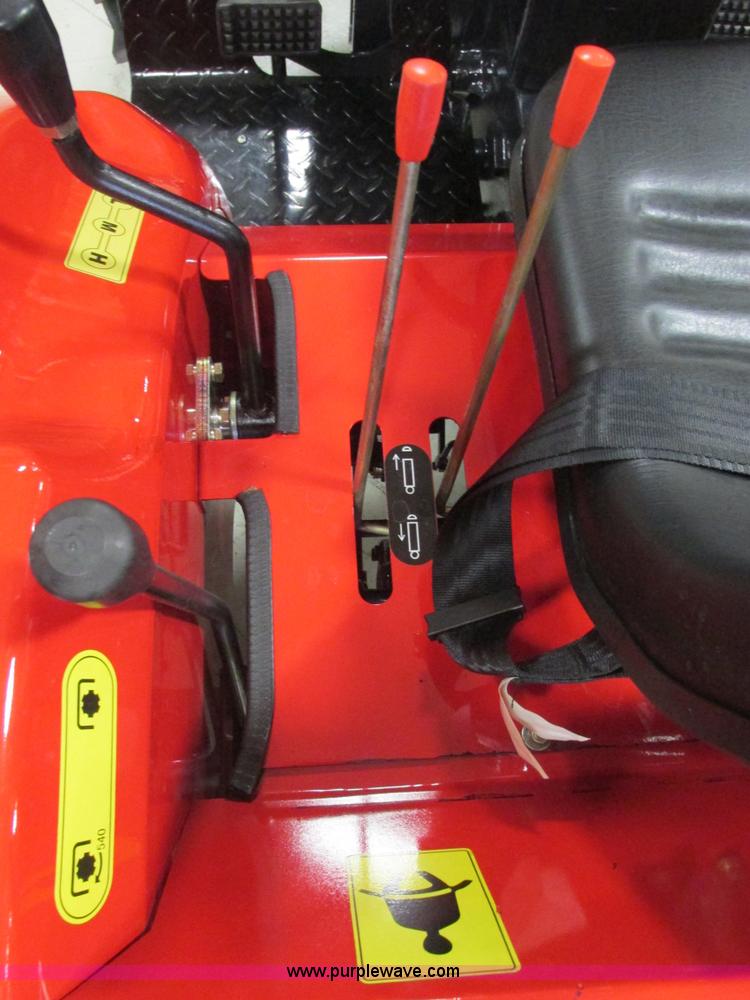 image for item AB9350 2012 Changfa 3028 MFWD tractor