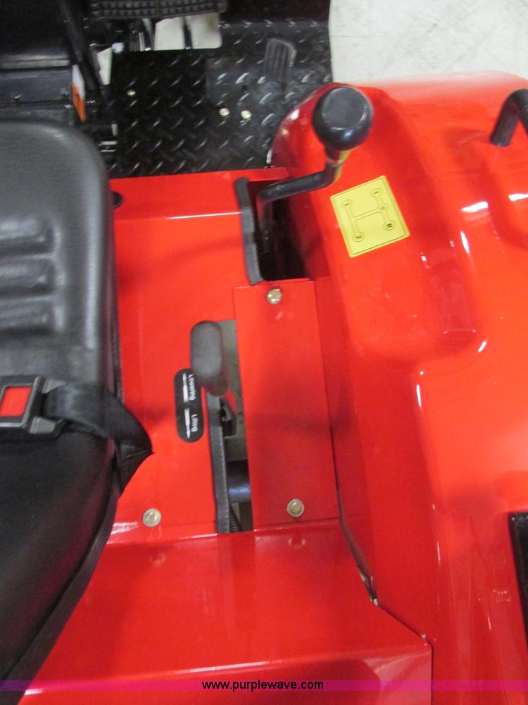 image for item AB9350 2012 Changfa 3028 MFWD tractor