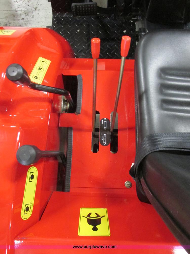 image for item AB9351 2012 Changfa 3028 MFWD tractor