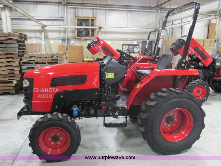 image for item AB9354 2012 Changfa 4032 MFWD tractor