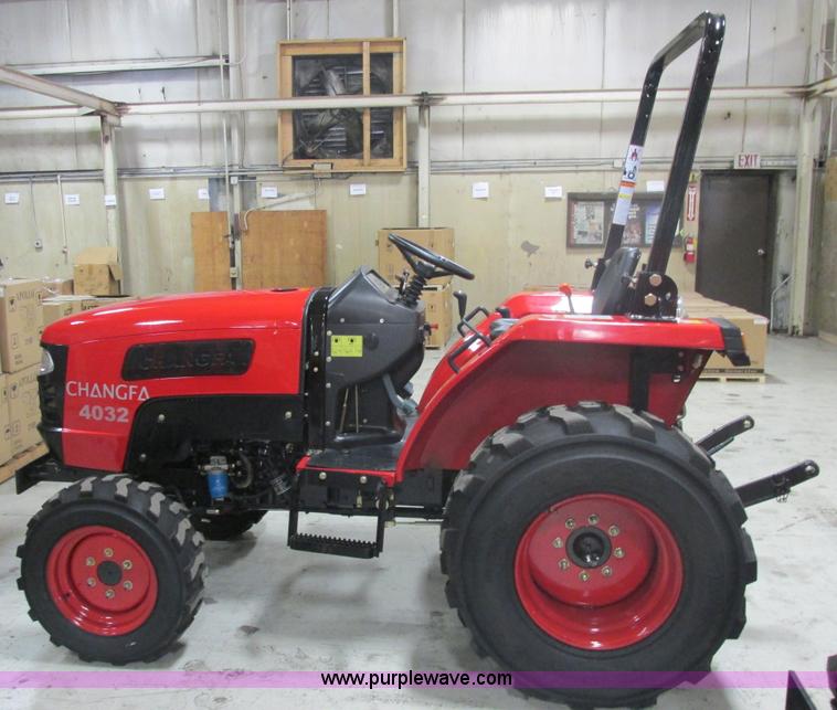 image for item AB9356 2012 Changfa 4032 MFWD tractor