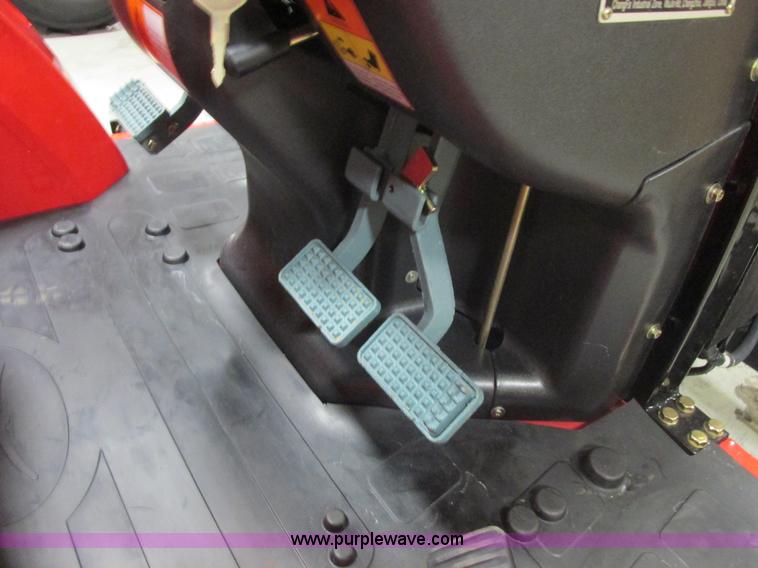 image for item AB9356 2012 Changfa 4032 MFWD tractor