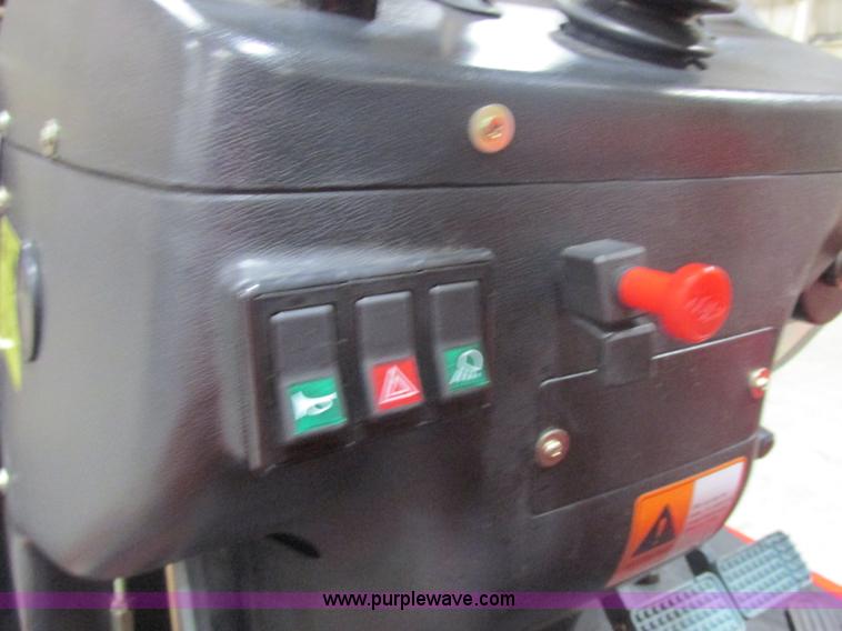 image for item AB9356 2012 Changfa 4032 MFWD tractor